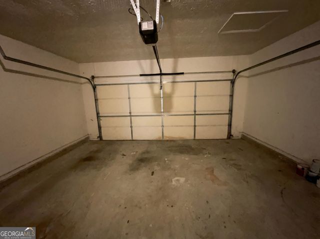 2120 Village Green Drive, Fairburn, GA 30213