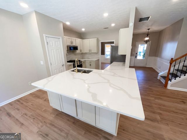 2120 Village Green Drive, Fairburn, GA 30213