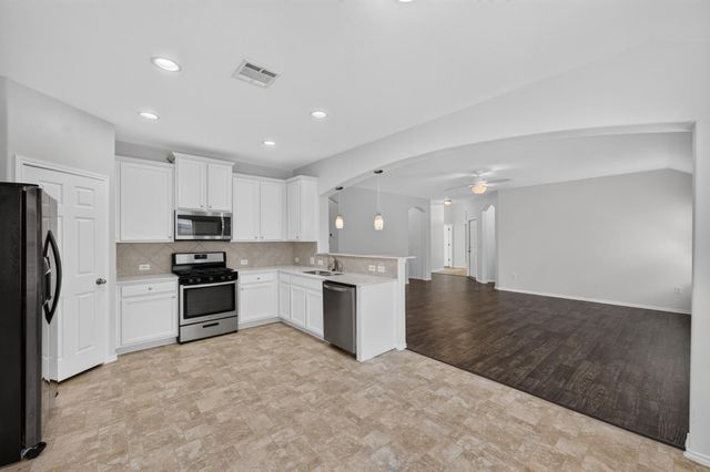 278 Noddy RD, Buda, TX 78610