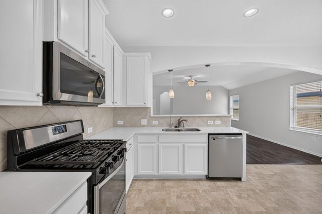 278 Noddy RD, Buda, TX 78610