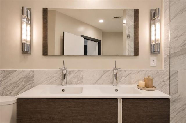 222 12th Street NE 1404, Atlanta, GA 30309