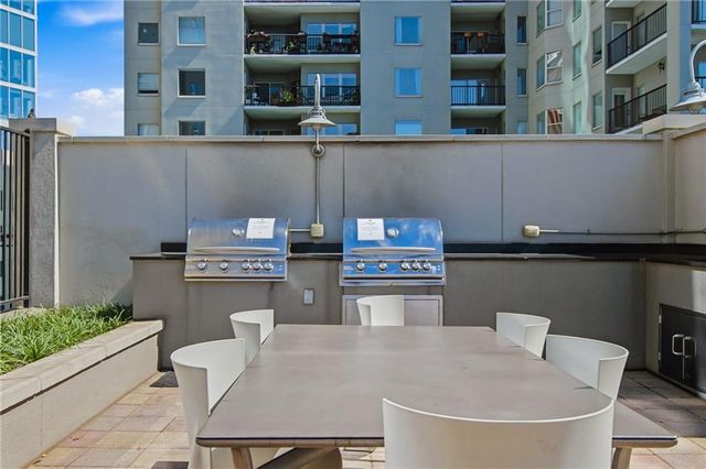 222 12th Street NE 1404, Atlanta, GA 30309
