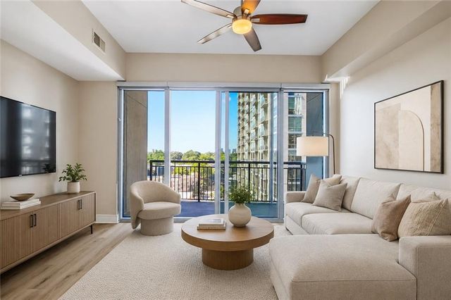 222 12th Street NE 1404, Atlanta, GA 30309