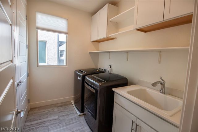 11331 Gravitation Drive, Las Vegas, NV 89135