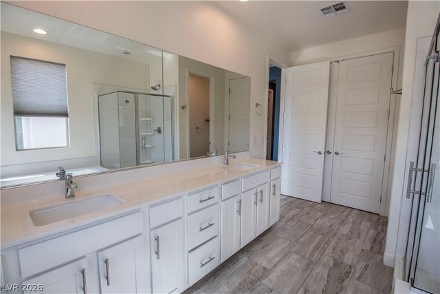 11331 Gravitation Drive, Las Vegas, NV 89135