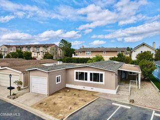 21 Poinsettia Gardens Drive 21, Ventura, CA 93004