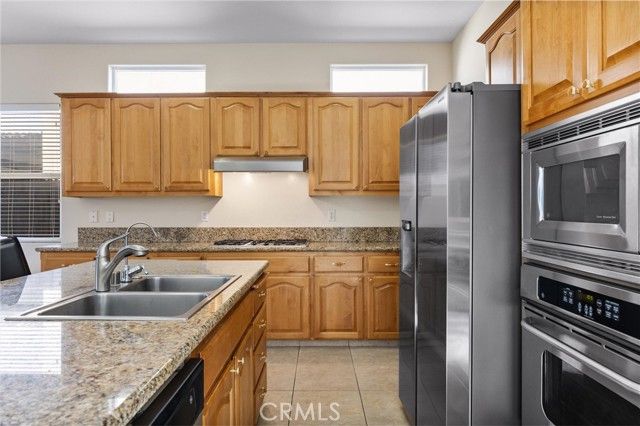 5023 Villa Bella, Bakersfield, CA 93311