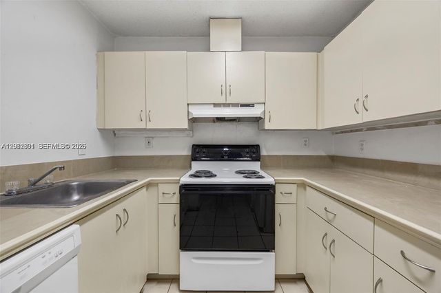 8421 SW 209th Street 8421, Cutler Bay, FL 33189