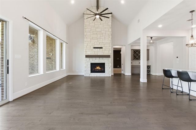 633 Ashbrook Ridge Lane, Pinehurst, TX 77362