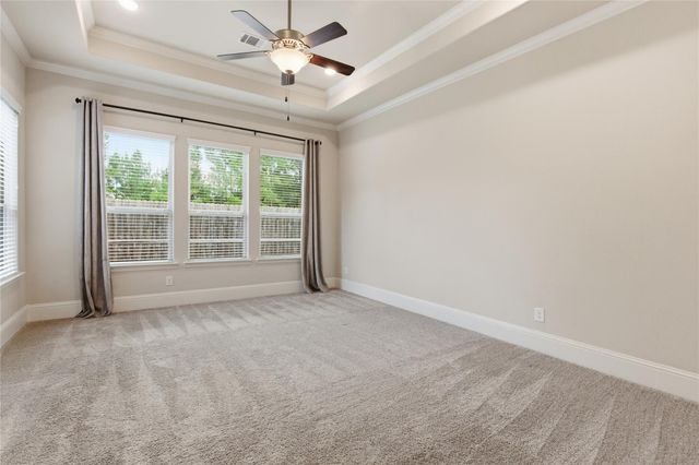 633 Ashbrook Ridge Lane, Pinehurst, TX 77362