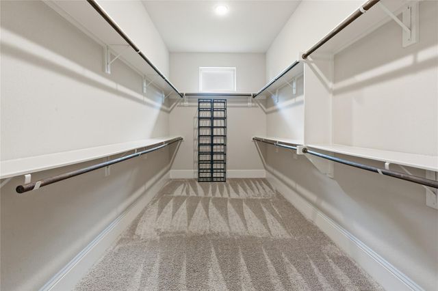 633 Ashbrook Ridge Lane, Pinehurst, TX 77362