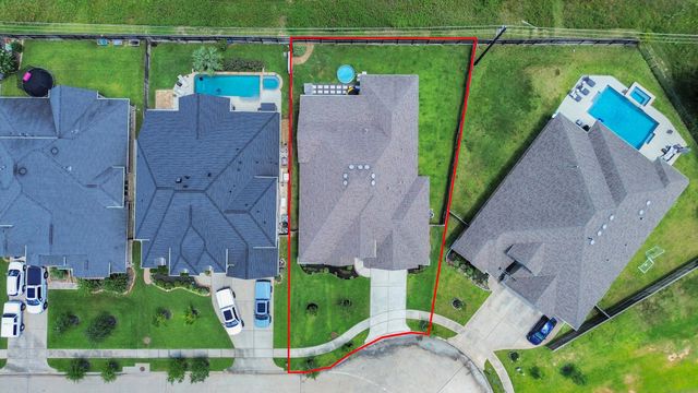 633 Ashbrook Ridge Lane, Pinehurst, TX 77362