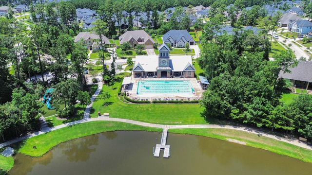 633 Ashbrook Ridge Lane, Pinehurst, TX 77362