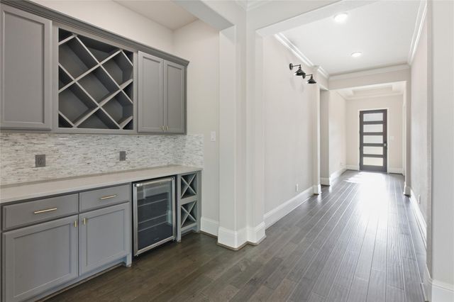 633 Ashbrook Ridge Lane, Pinehurst, TX 77362