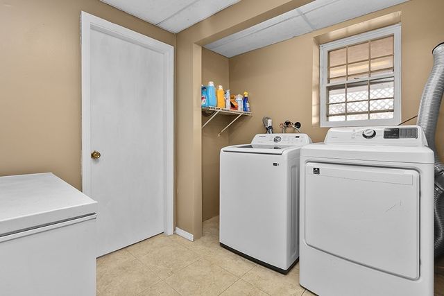 8 Bandy Ln, Milford, MA 01757