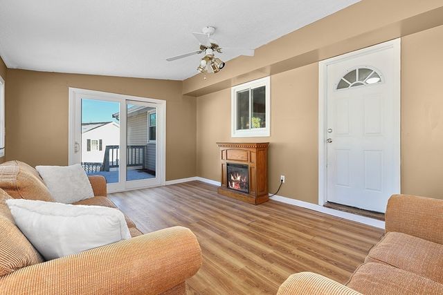 8 Bandy Ln, Milford, MA 01757