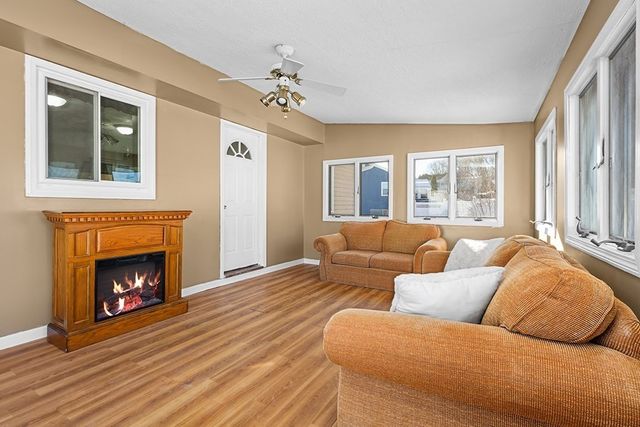 8 Bandy Ln, Milford, MA 01757