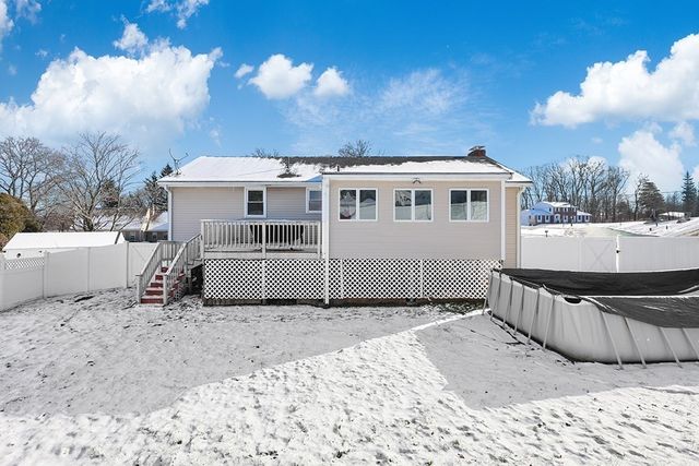 8 Bandy Ln, Milford, MA 01757