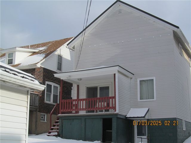 1644 Broad Street, South Greensburg Boro, PA 15601