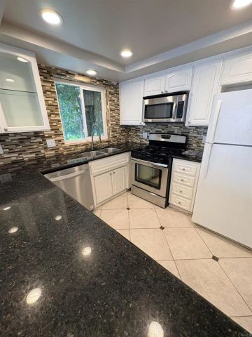 4603 Cove Drive A, Carlsbad, CA 92008