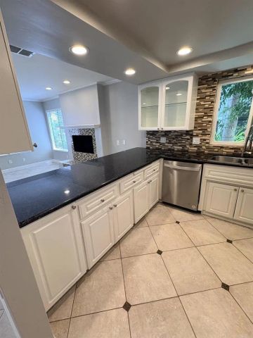4603 Cove Drive A, Carlsbad, CA 92008