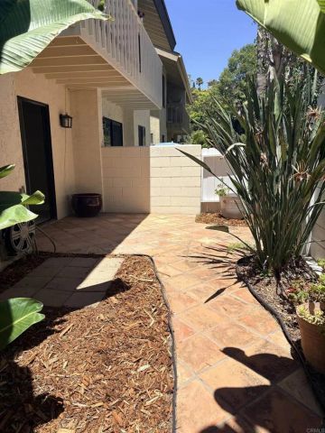 4603 Cove Drive A, Carlsbad, CA 92008