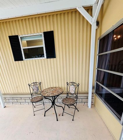 17 Nuevo Leon Rd Road, Port St Lucie, FL 34952