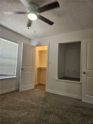 1301 E Central Avenue C-4, Bentonville, AR 72712