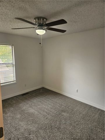 1301 E Central Avenue C-4, Bentonville, AR 72712