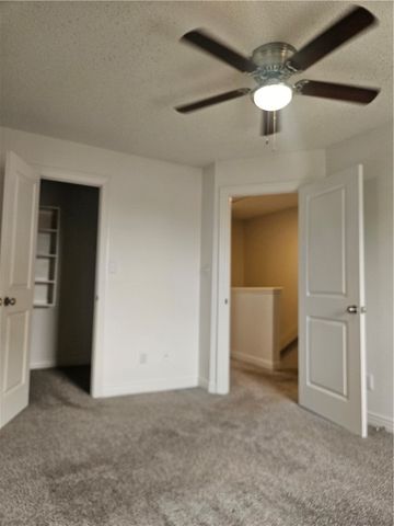 1301 E Central Avenue C-4, Bentonville, AR 72712