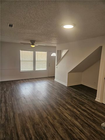 1301 E Central Avenue C-4, Bentonville, AR 72712