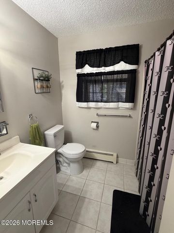 15 Saint Tropez Court, Toms River, NJ 08757
