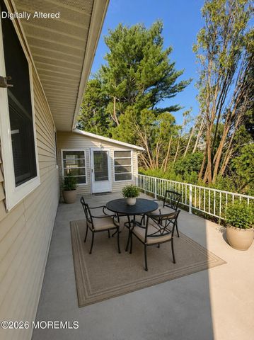 15 Saint Tropez Court, Toms River, NJ 08757