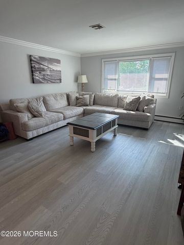 15 Saint Tropez Court, Toms River, NJ 08757