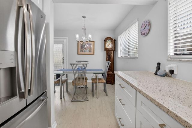 15054 Ashland Way 82, Delray Beach, FL 33484