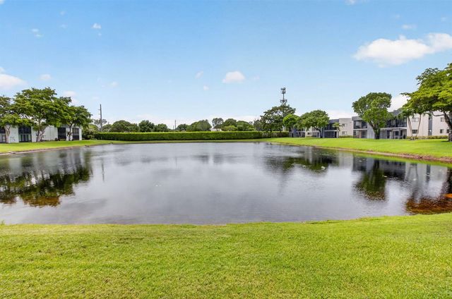 15054 Ashland Way 82, Delray Beach, FL 33484
