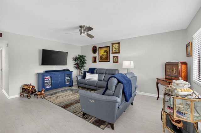 15054 Ashland Way 82, Delray Beach, FL 33484