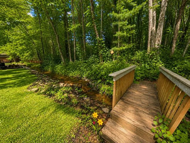 128 Bear Bend, Blairsville, GA 30512