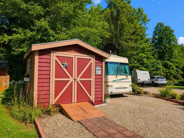 128 Bear Bend, Blairsville, GA 30512