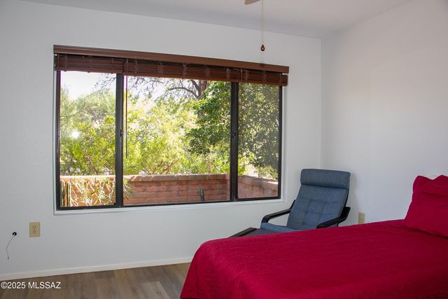 14026 N Green Tree Drive, Oro Valley, AZ 85755