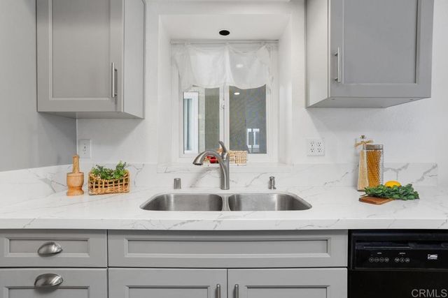 1112 S Pacific Street B, Oceanside, CA 92054
