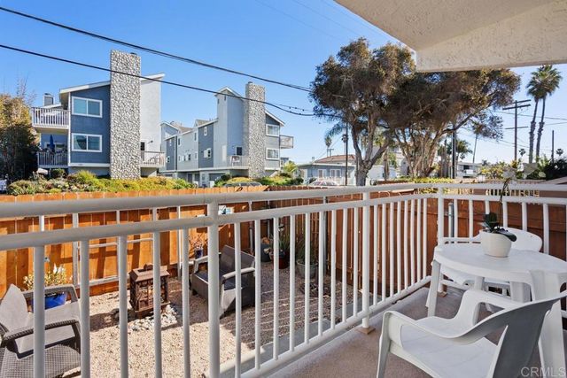 1112 S Pacific Street B, Oceanside, CA 92054