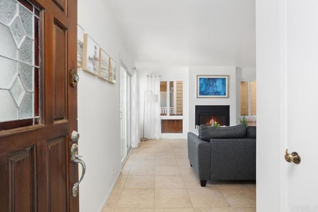 1112 S Pacific Street B, Oceanside, CA 92054