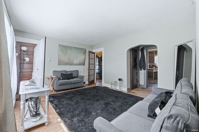 915 Dearborn Street, Fort Wayne, IN 46805