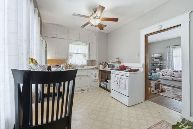 915 Dearborn Street, Fort Wayne, IN 46805