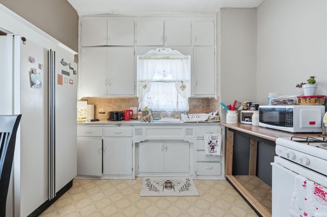 915 Dearborn Street, Fort Wayne, IN 46805