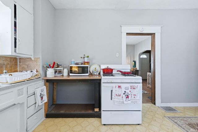 915 Dearborn Street, Fort Wayne, IN 46805