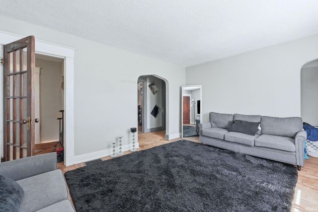 915 Dearborn Street, Fort Wayne, IN 46805