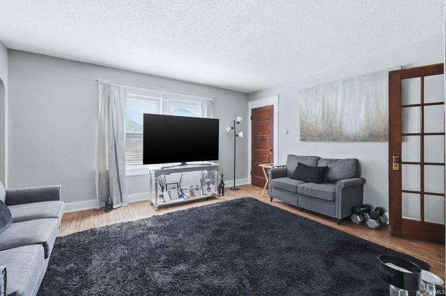 915 Dearborn Street, Fort Wayne, IN 46805