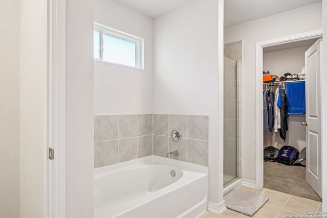 1733 Rocky Rise, San Antonio, TX 78245